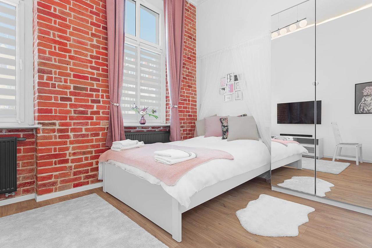 Princess Dream Apartment In The Heart Of วรอตซวาฟ ภายนอก รูปภาพ